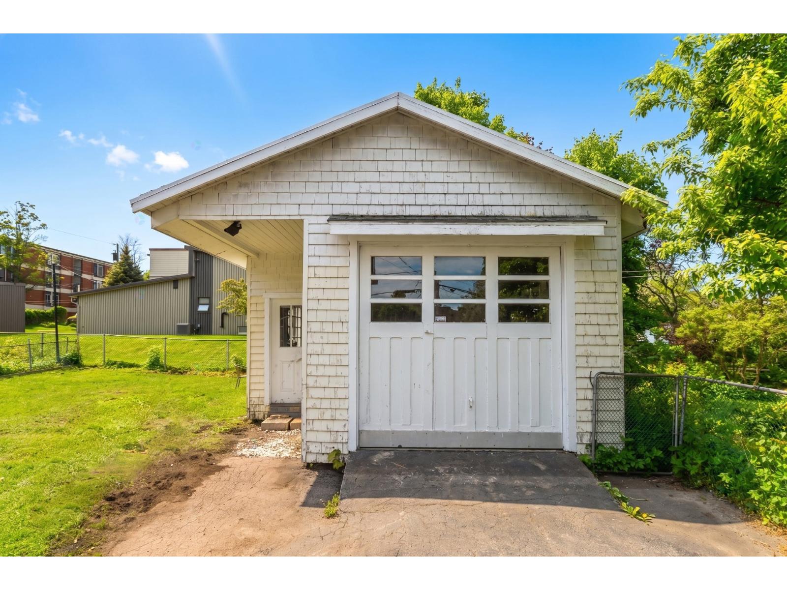 61 Rue Barras Property Photo 32