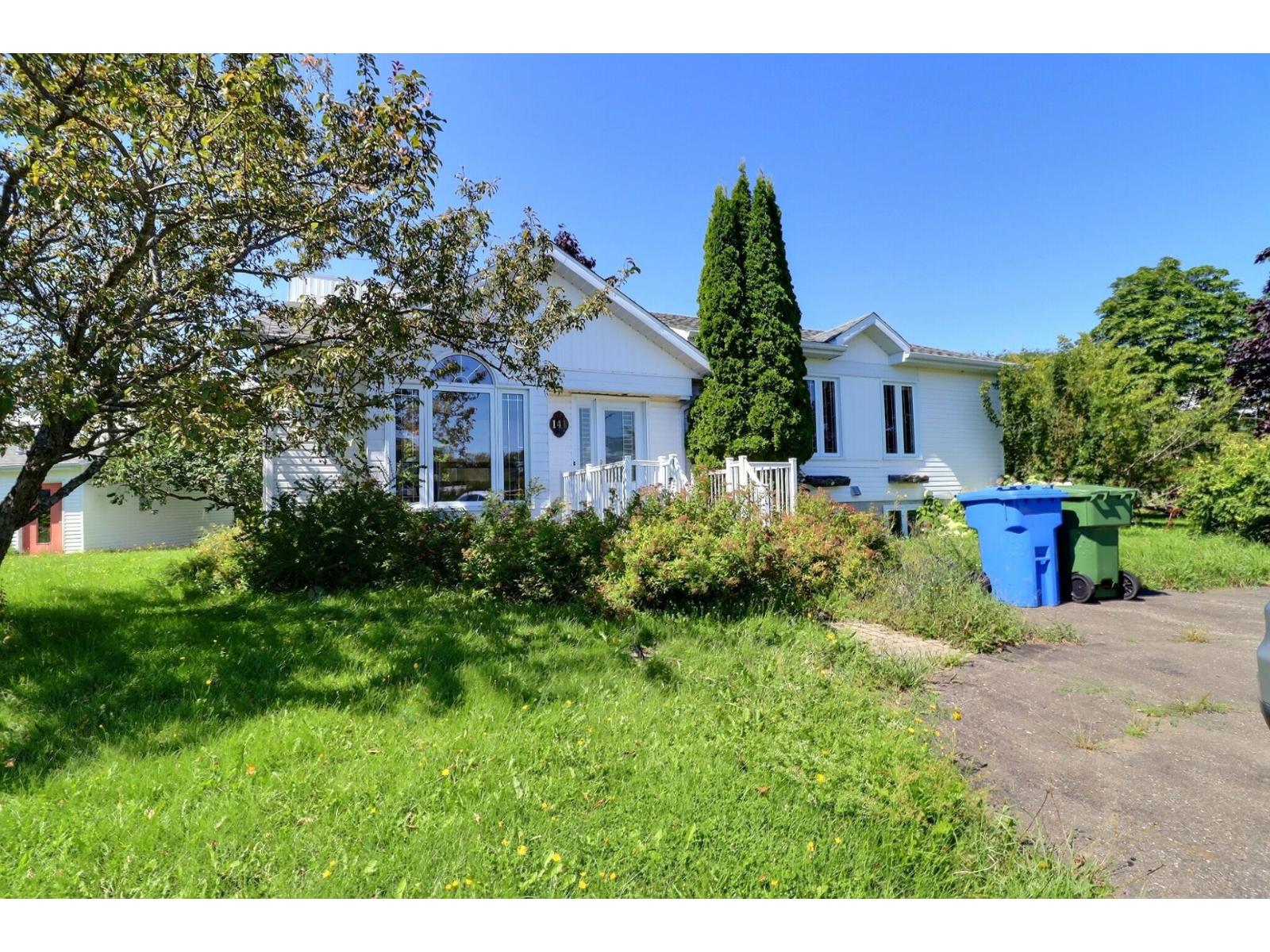 141 Rue Robertson
