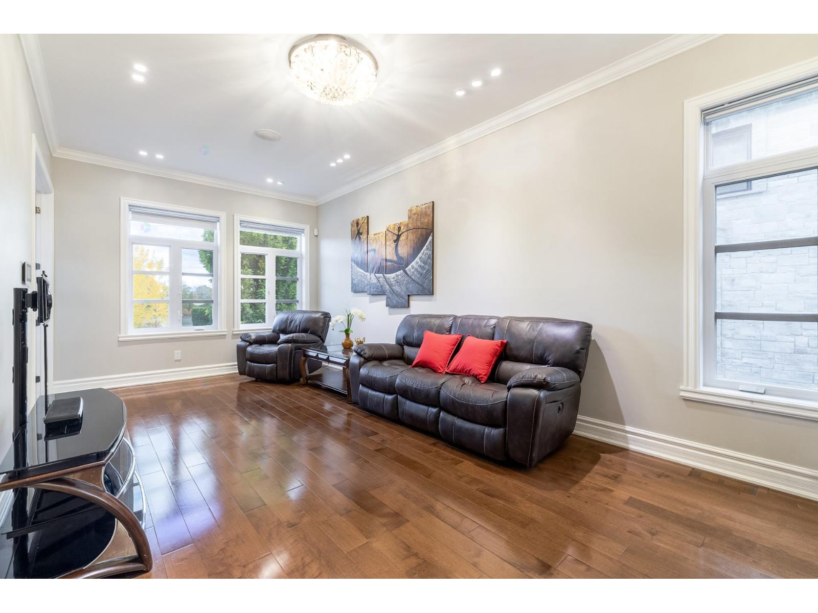 48 Rue Des Roseaux Property Photo 8