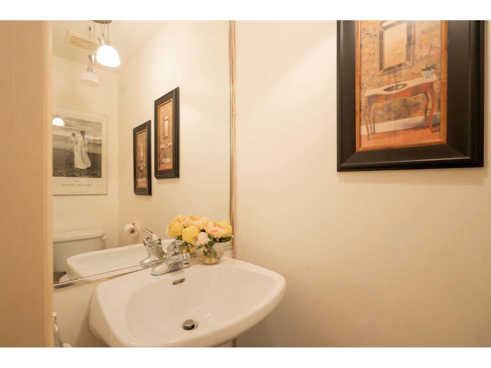 1933 Rue De Cognac Property Photo 18