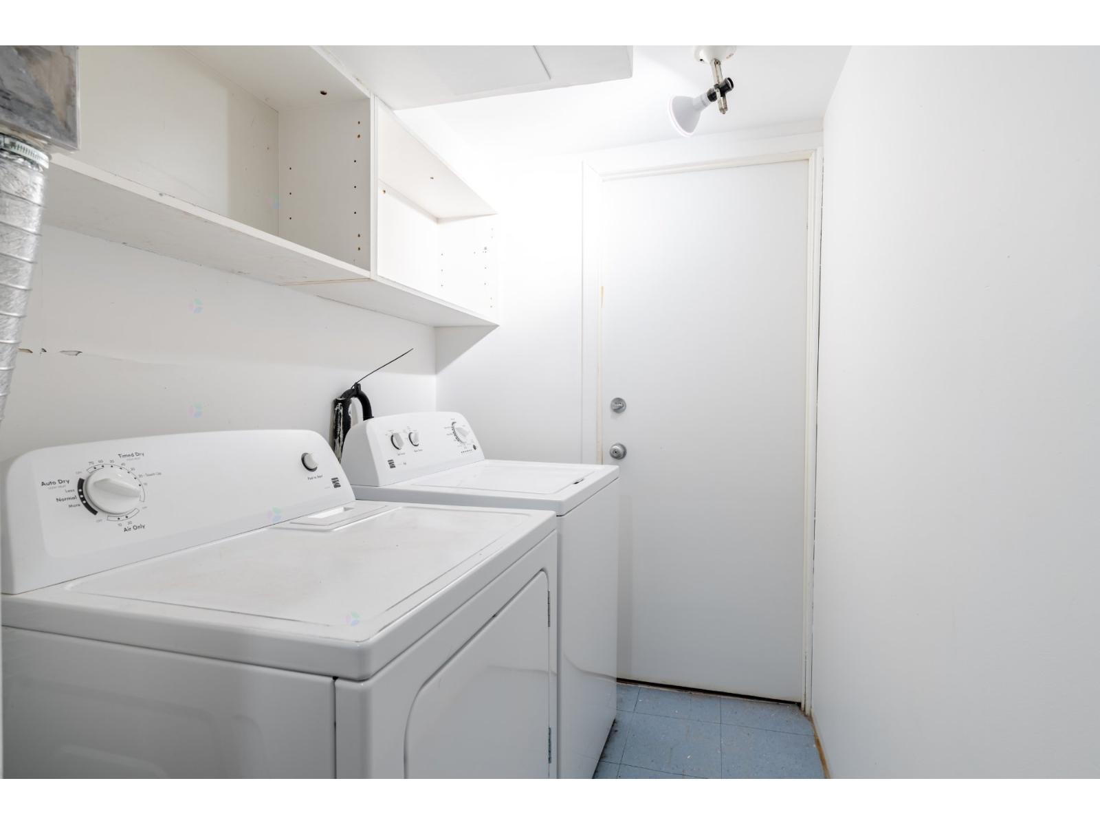 4631 Av. Coolbrook Property Photo 29