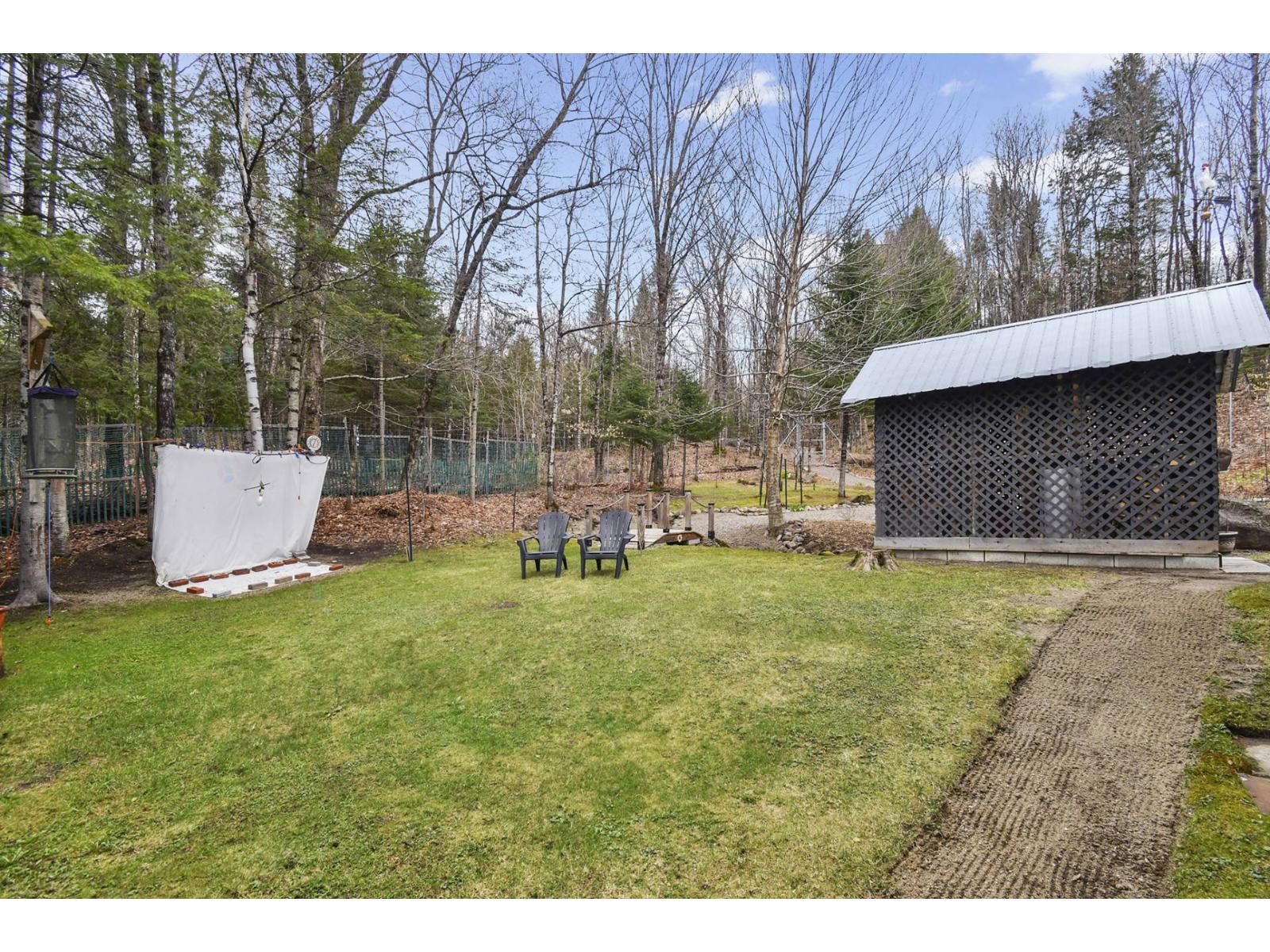 25 Ch. Du Lac-hénault S. Property Photo 28