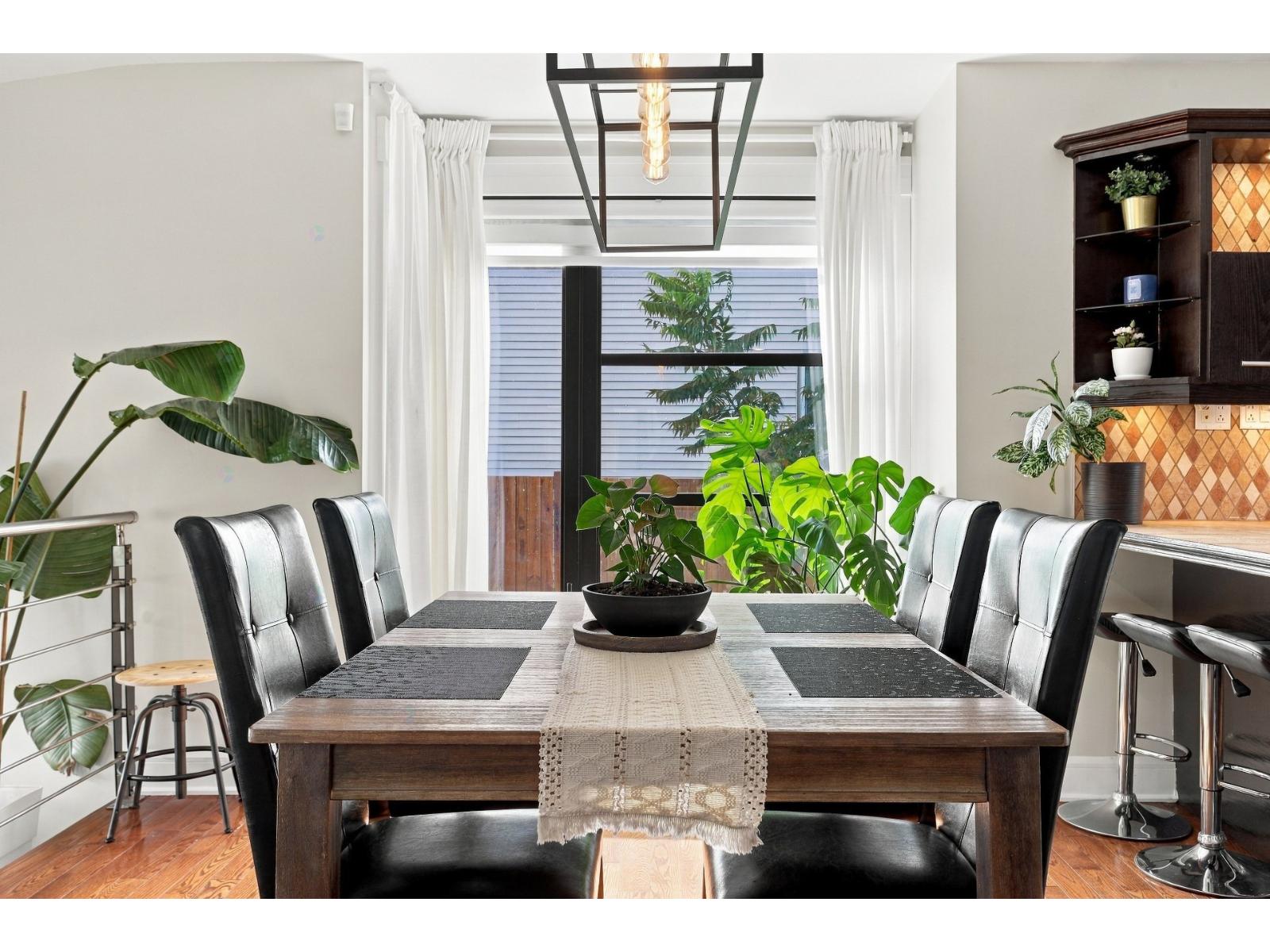 25 Rue Des Merles Property Photo 8