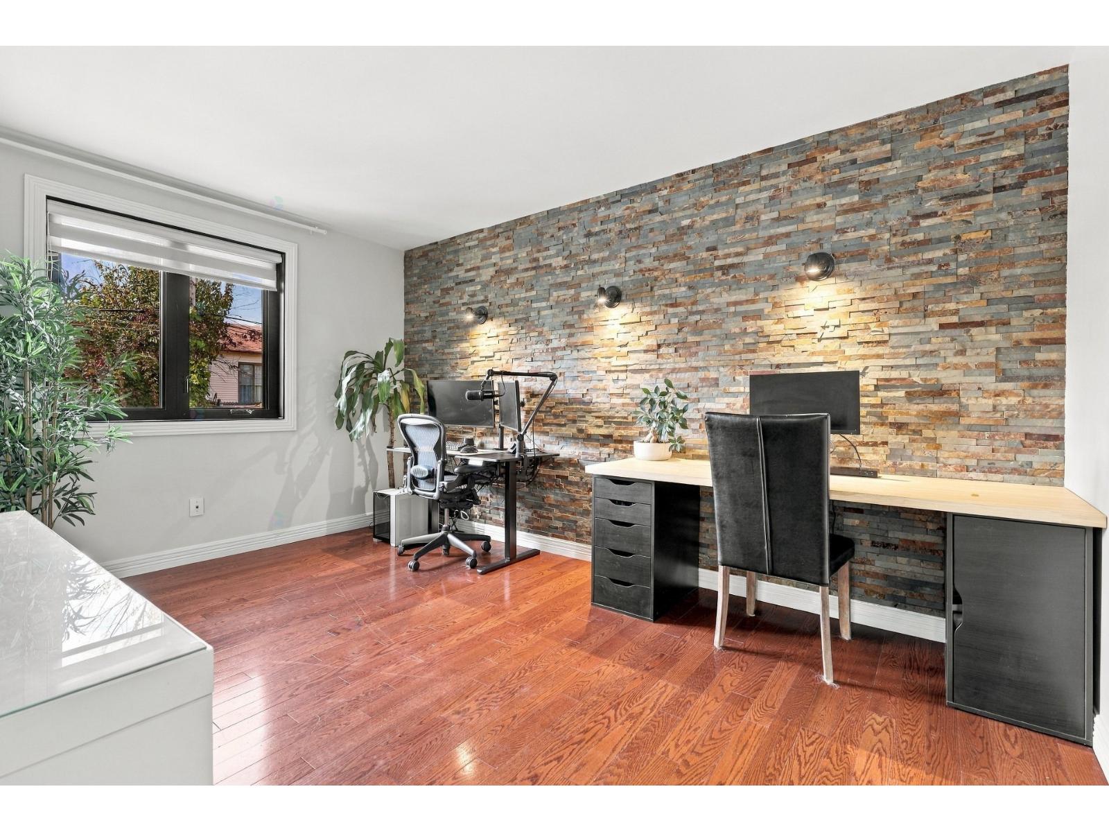 25 Rue Des Merles Property Photo 18
