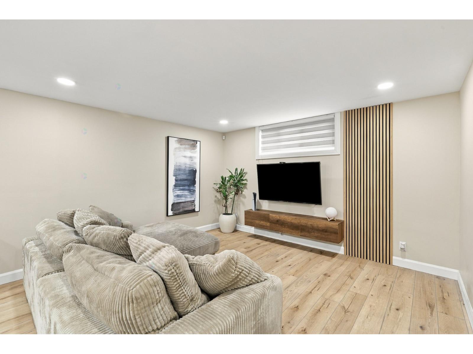 25 Rue Des Merles Property Photo 23