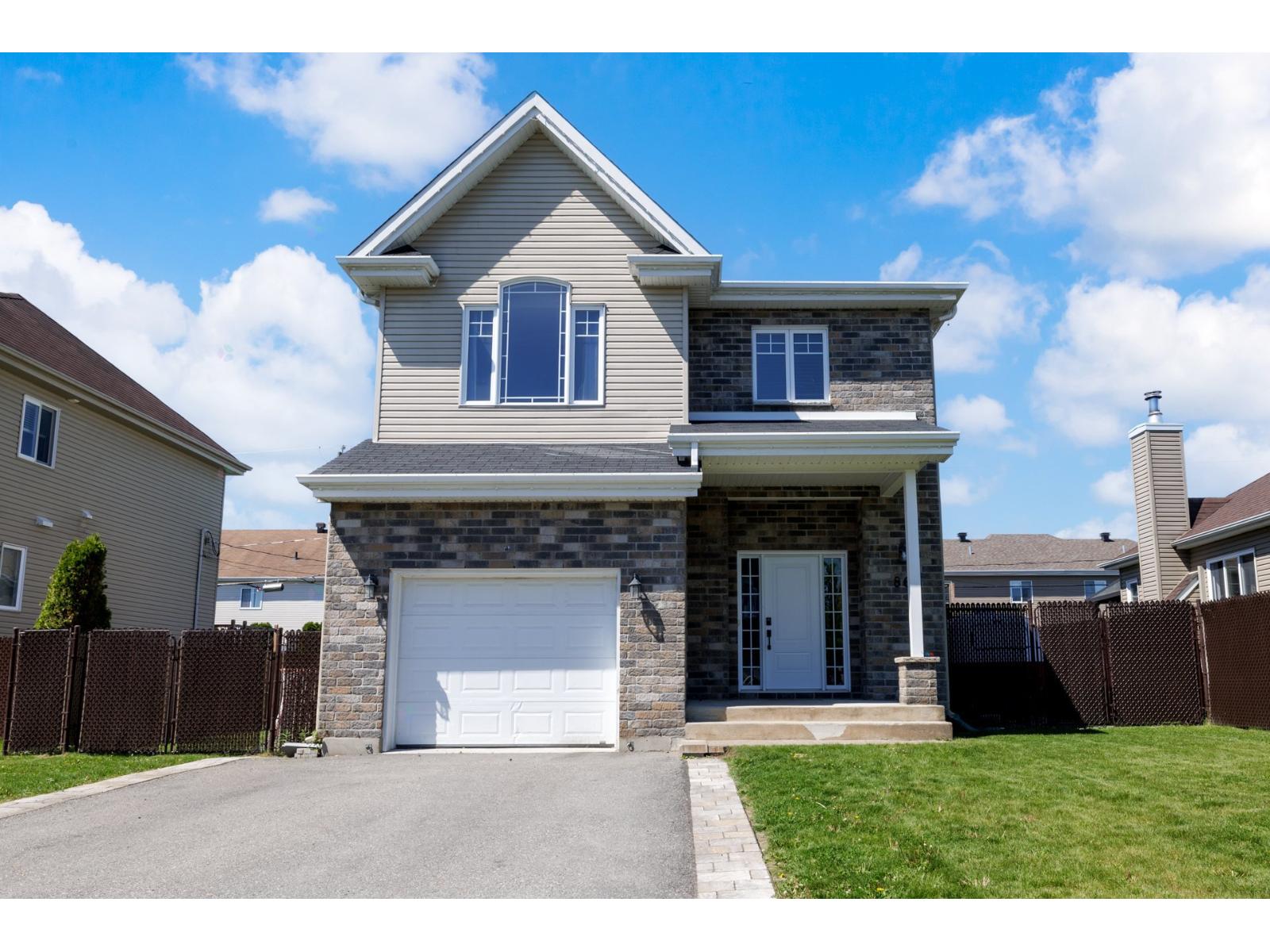 86 Av. Chamberry Property Photo 2