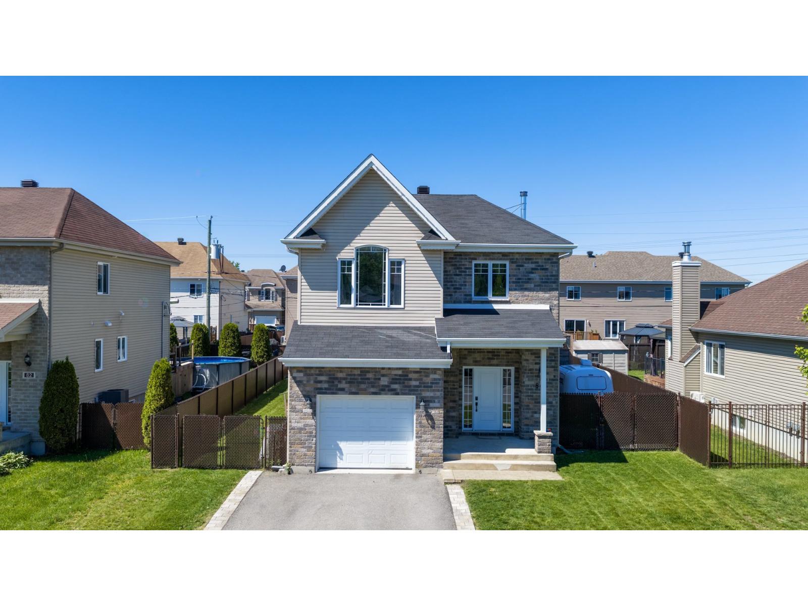 86 Av. Chamberry Property Photo 3