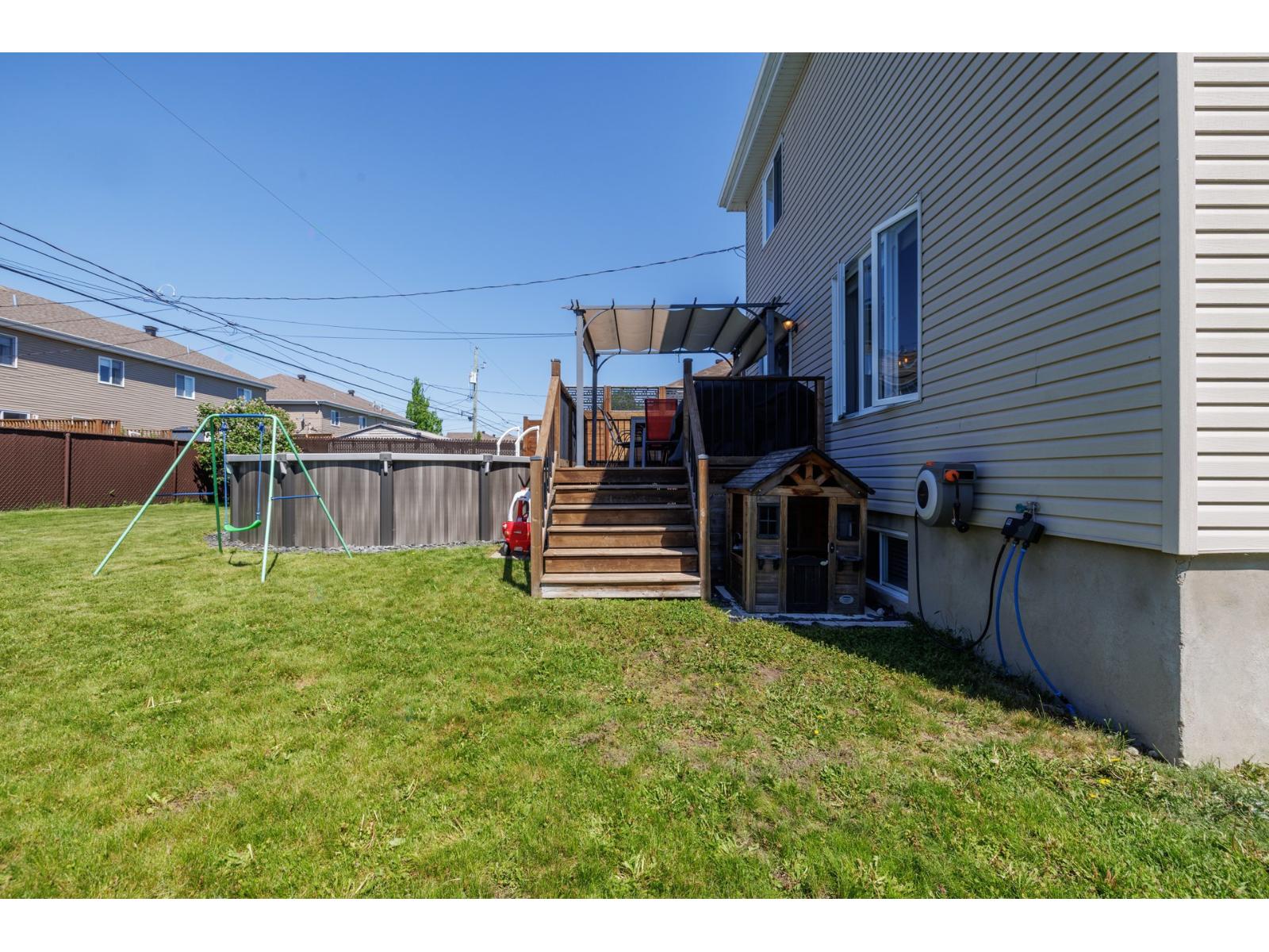 86 Av. Chamberry Property Photo 42