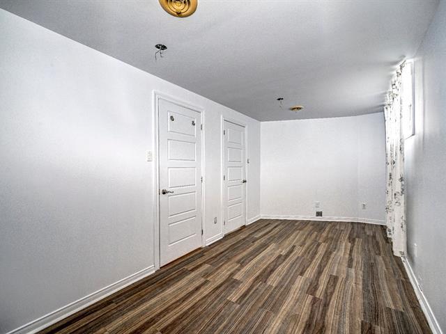 103z Boul. Perrot Property Photo 7