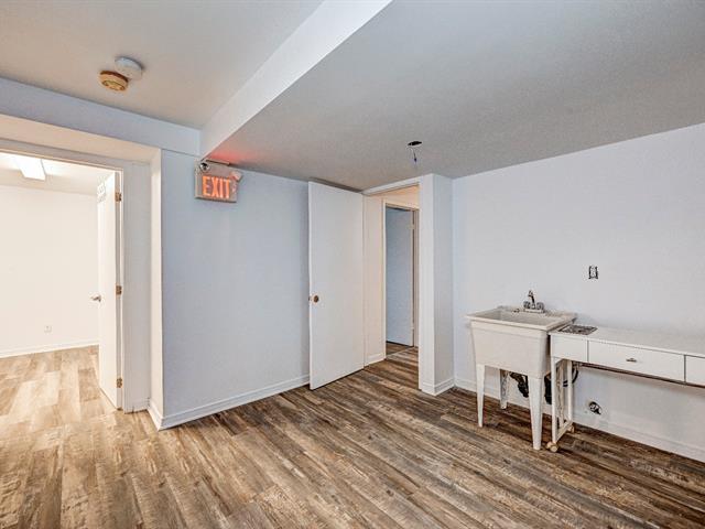 103z Boul. Perrot Property Photo 8
