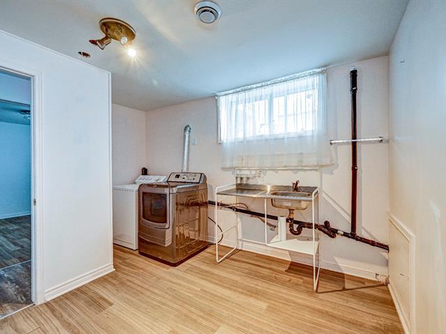 103z Boul. Perrot Property Photo 12