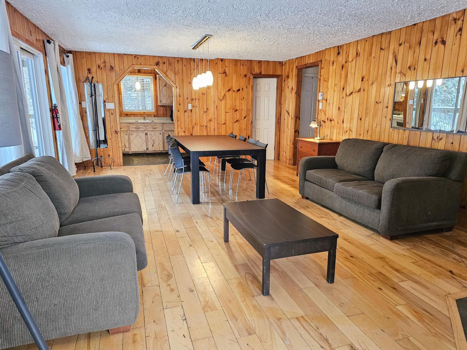 389 Rue Maple Property Photo 4