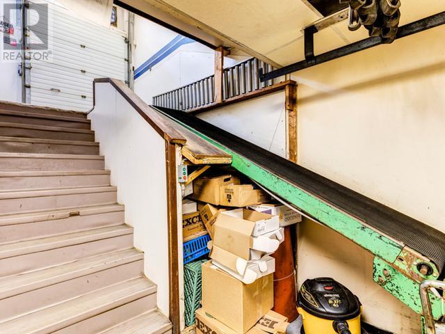 203 Hanson Street Property Photo 16