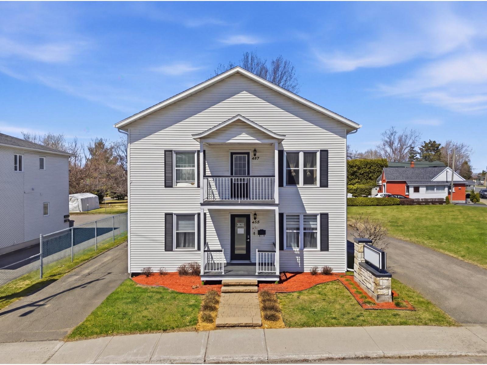 455-457 Rue St-Pierre