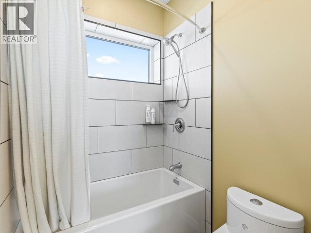 84 Orion Crescent Property Photo 28