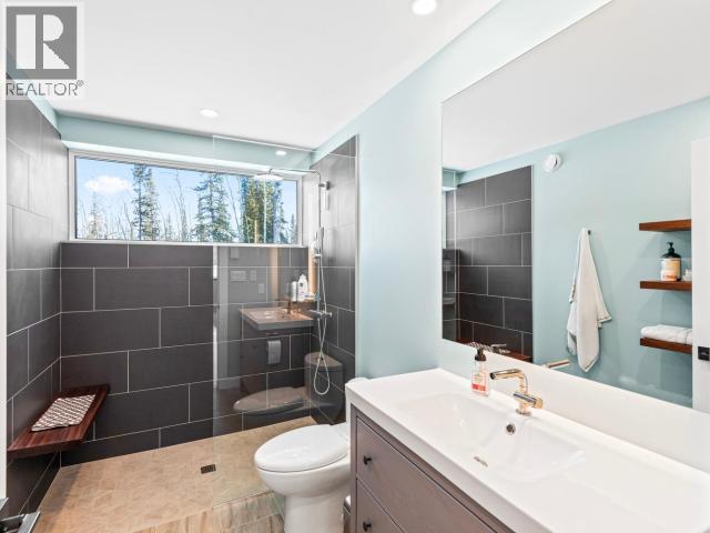 84 Orion Crescent Property Photo 40