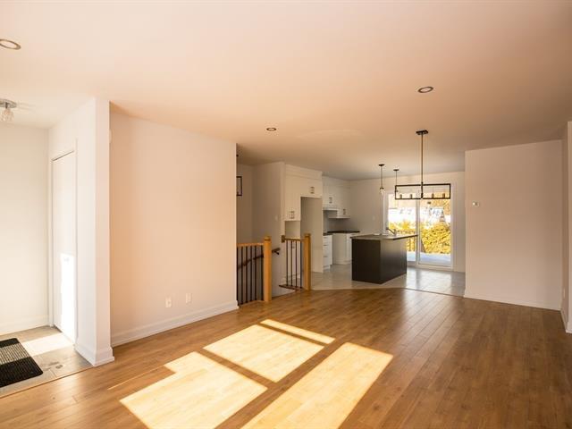 110 Rue Marleau Property Photo 5