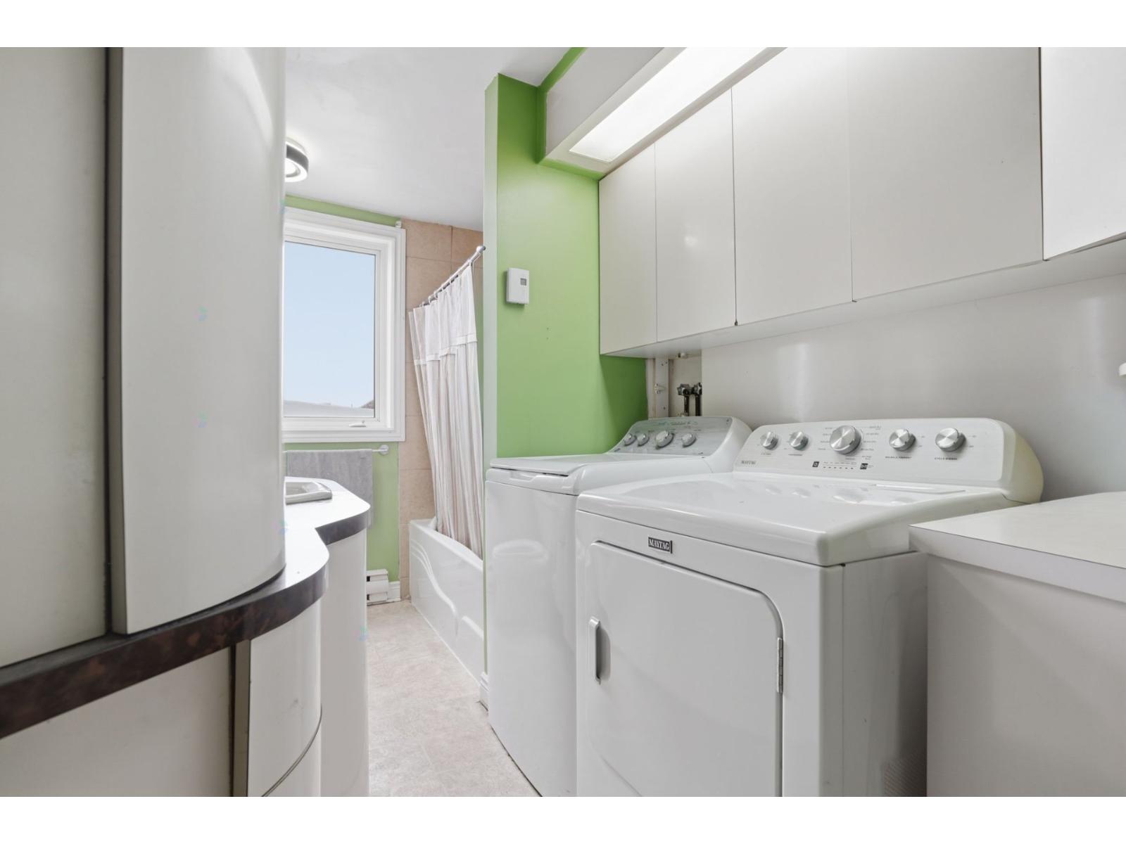 338 Rue St-andré Property Photo 20