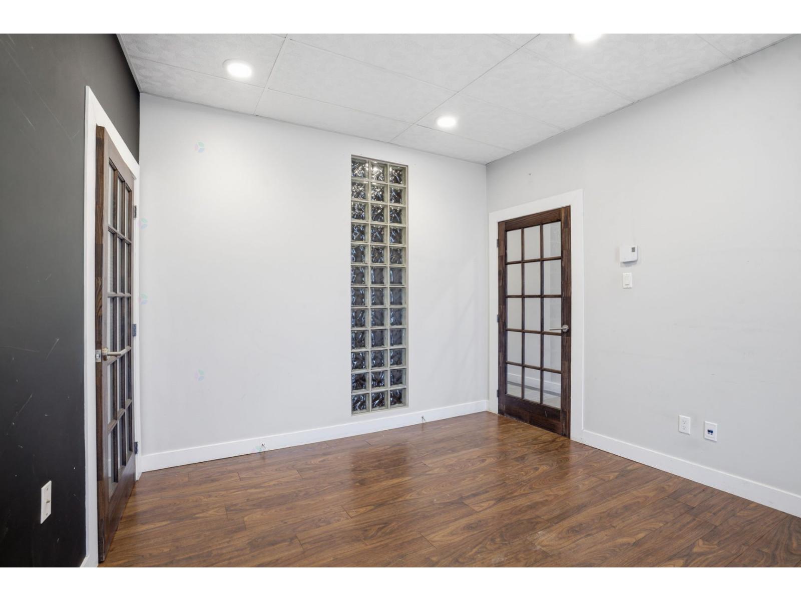 338 Rue St-andré Property Photo 25