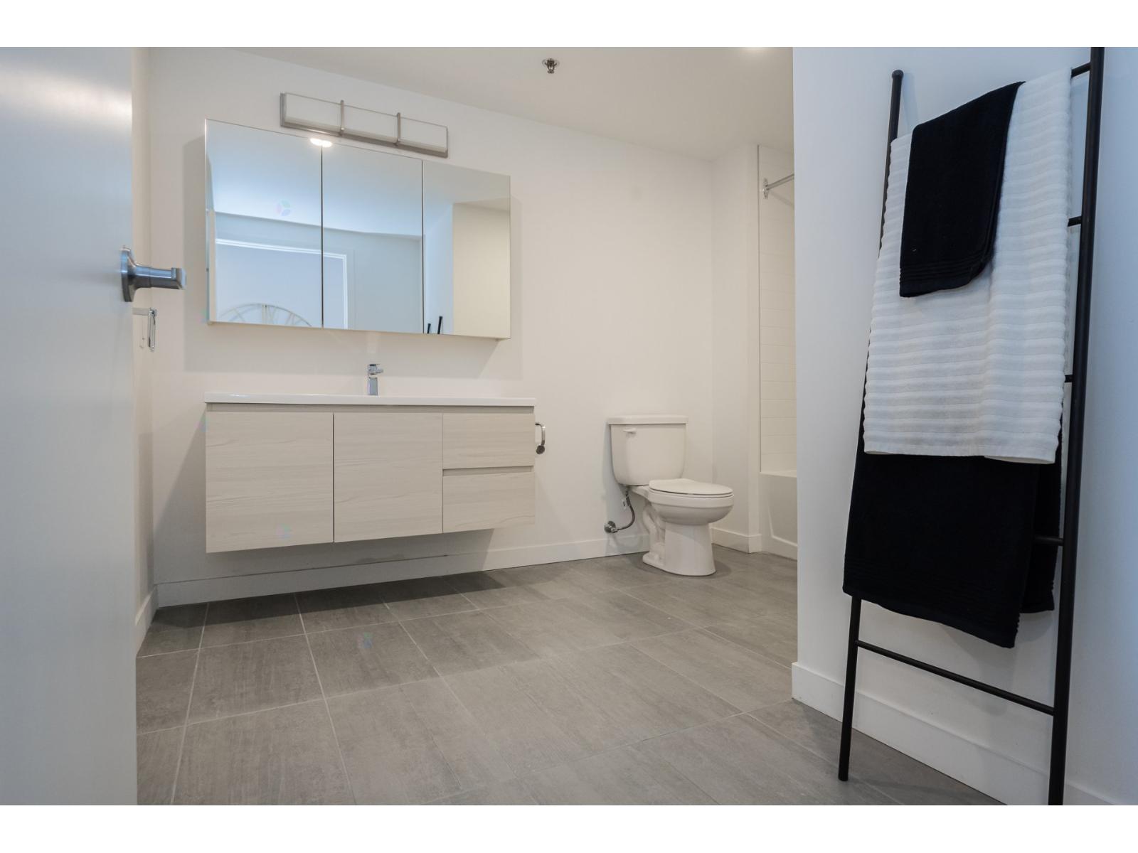 30 Rue D'orly, #613 Property Photo 16