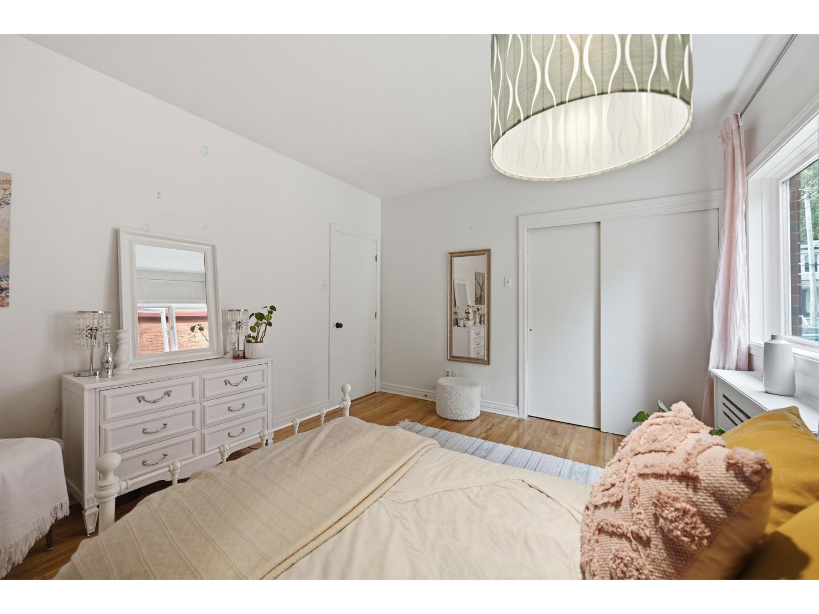 119 Av. Westminster N. Property Photo 10