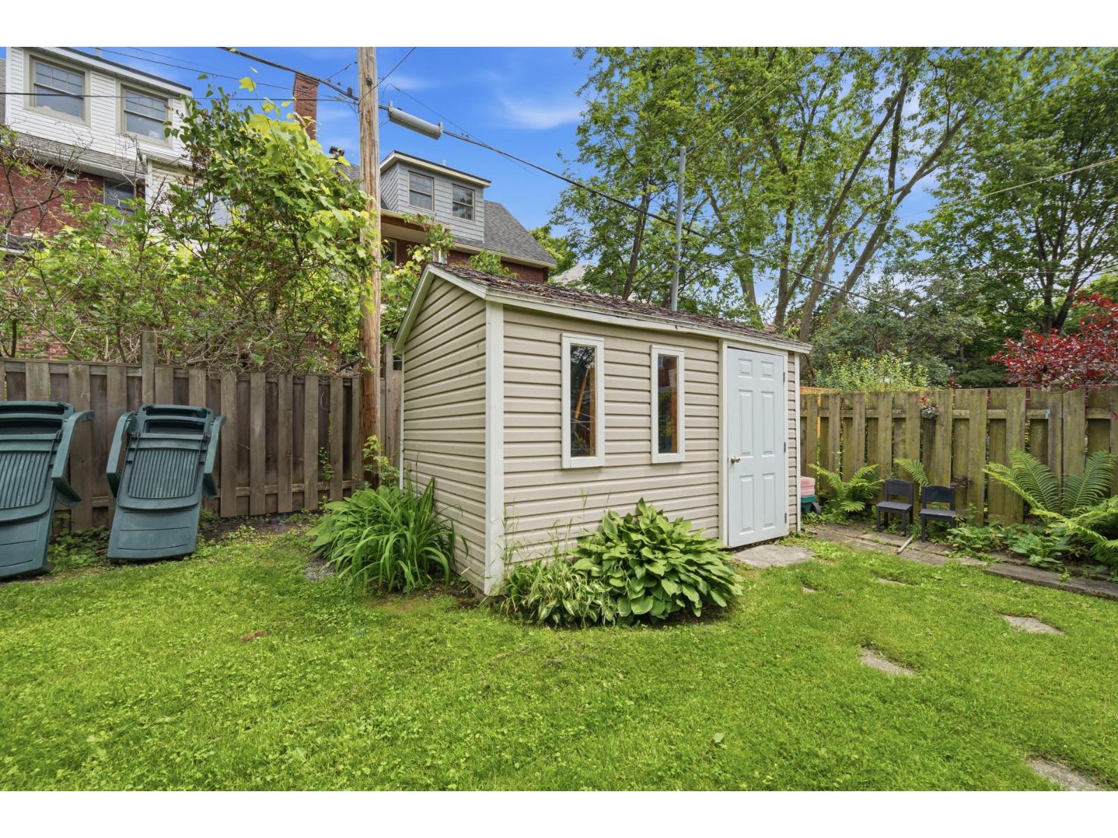 119 Av. Westminster N. Property Photo 18