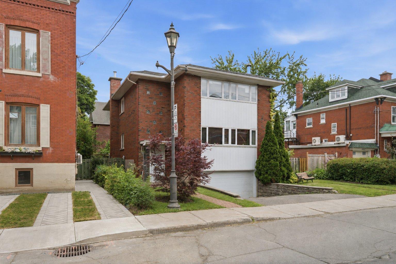 119 Av. Westminster N. Property Photo 25