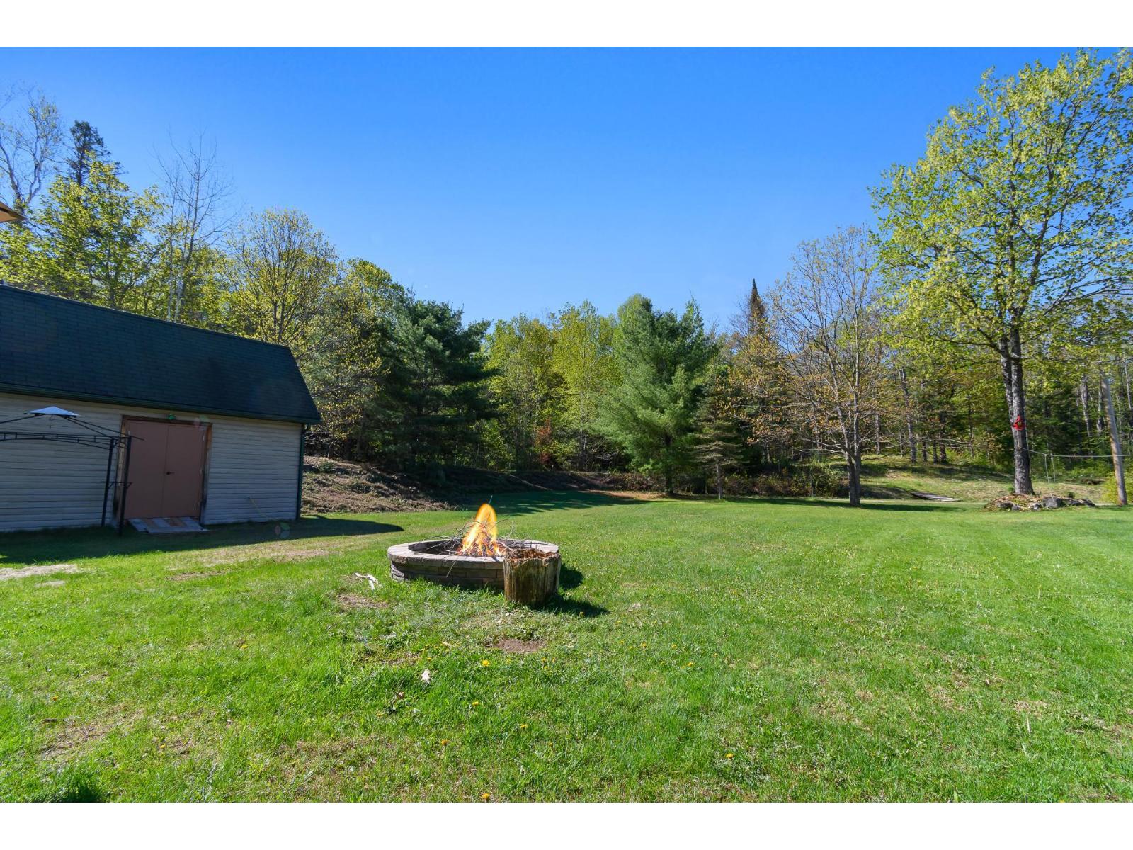 27 Ch. Du Lac-mccolgan Property Photo 15