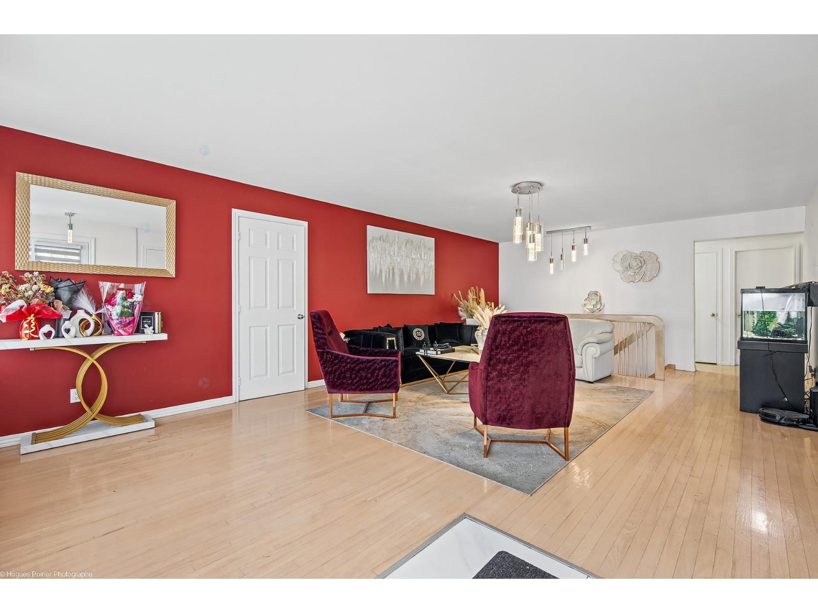 966 12e Avenue Property Photo 37