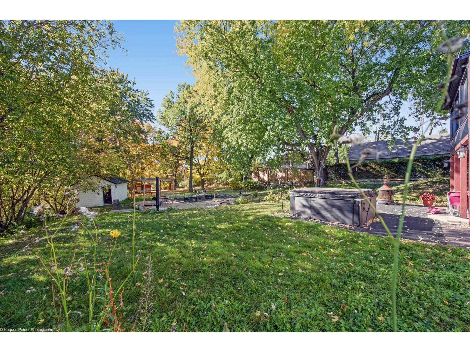 966 12e Avenue Property Photo 60