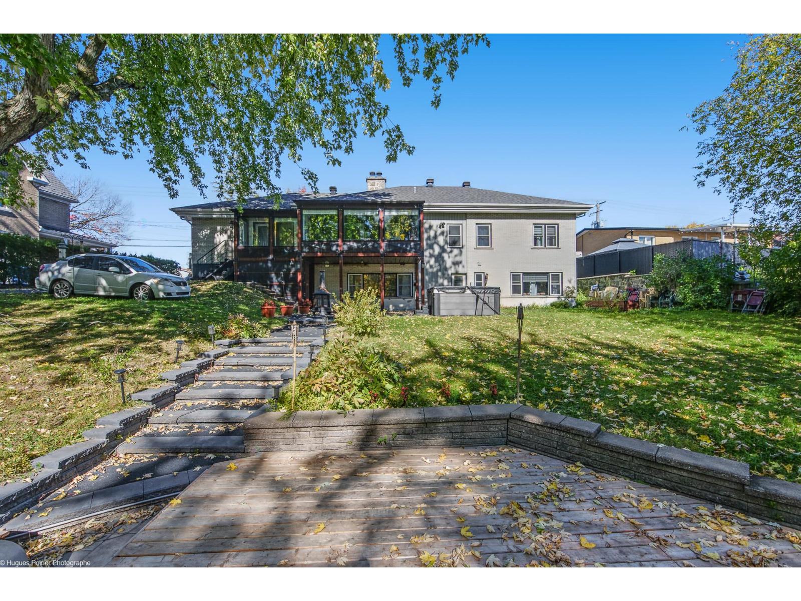 966 12e Avenue Property Photo 62