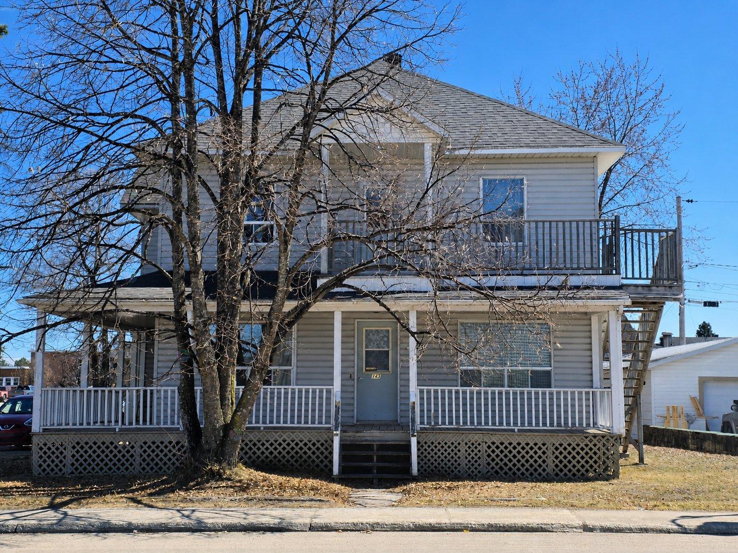 143 Av. De L'église Photo de la propriété 1