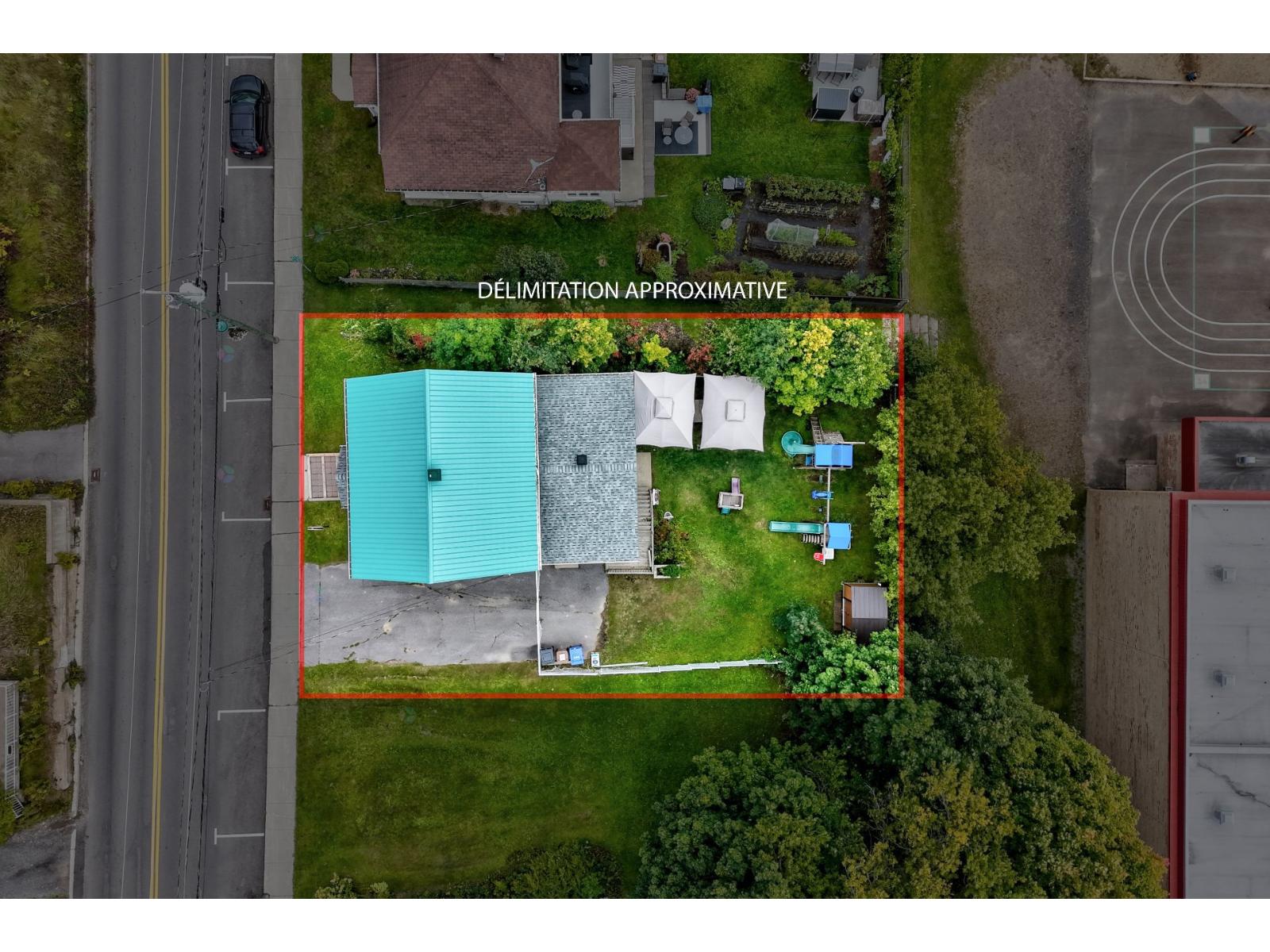 244z Rue Ste-louise Property Photo 2