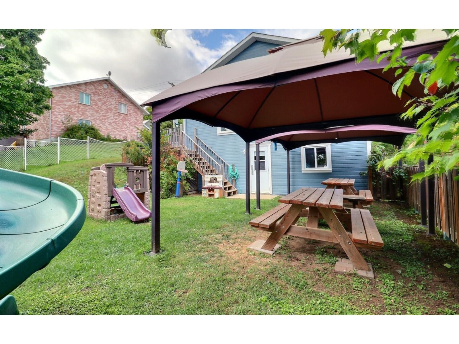 244z Rue Ste-louise Property Photo 30