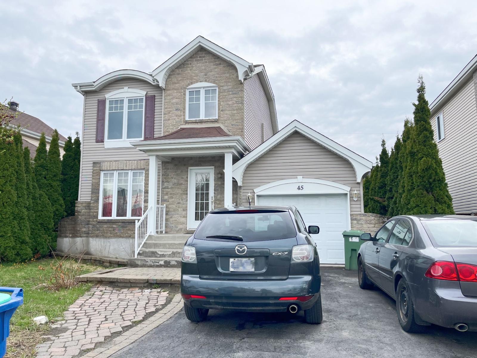 45 Rue Marc-laplante E. Property Photo 1
