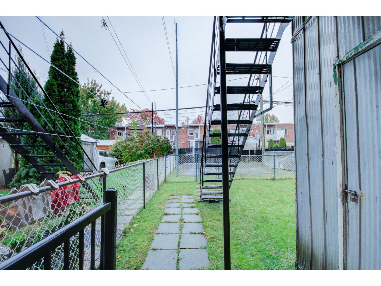 6645 20e Avenue Property Photo 13
