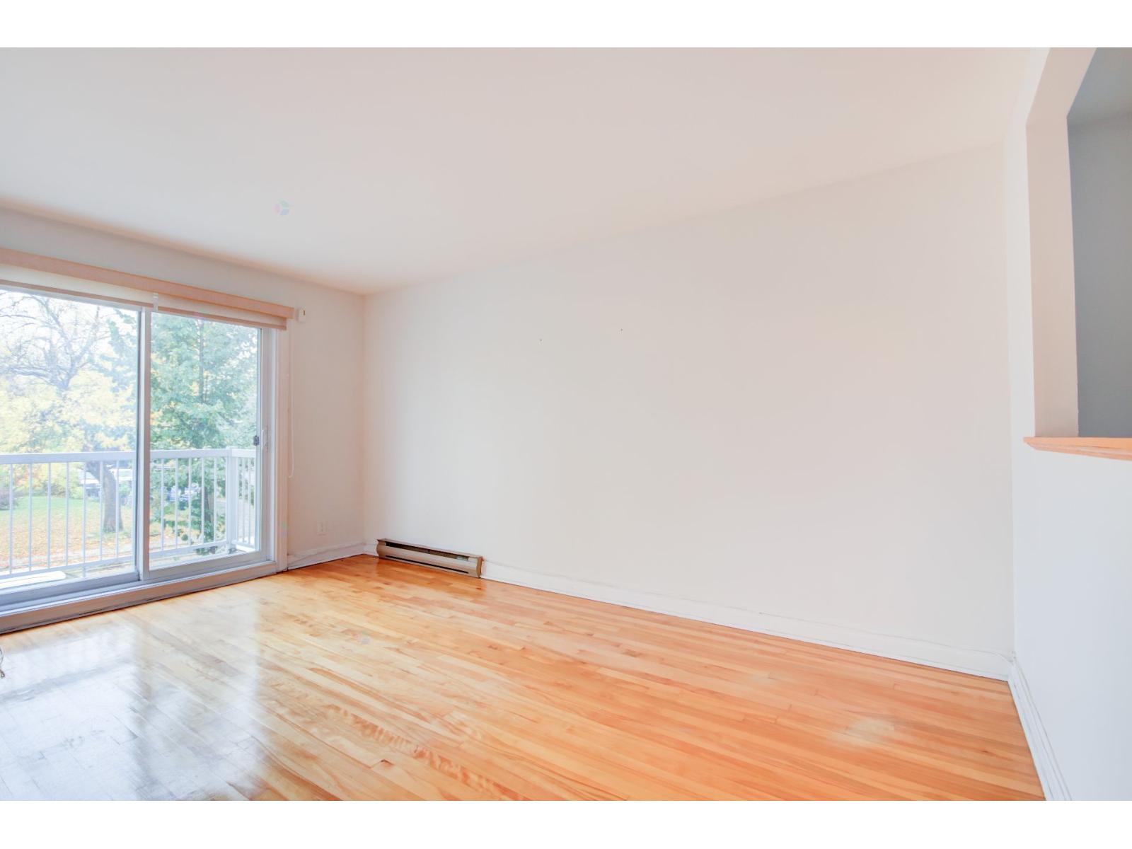 6645 20e Avenue Property Photo 14