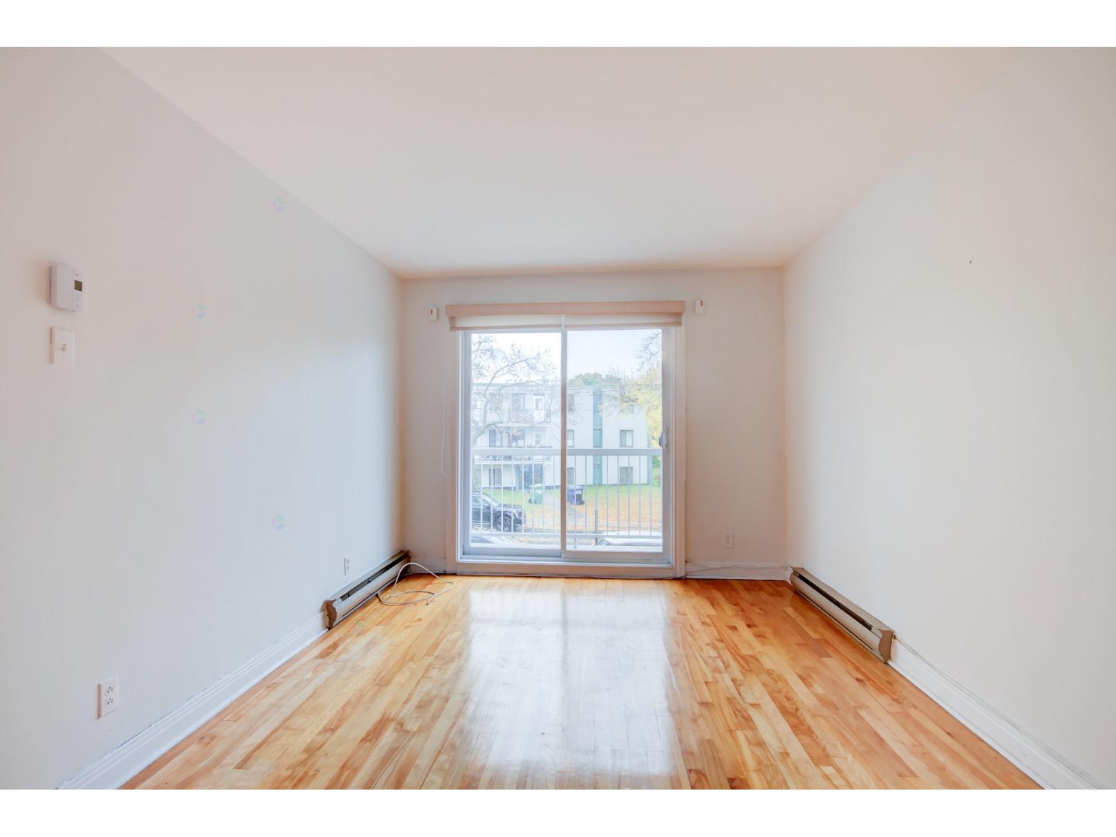 6645 20e Avenue Property Photo 16