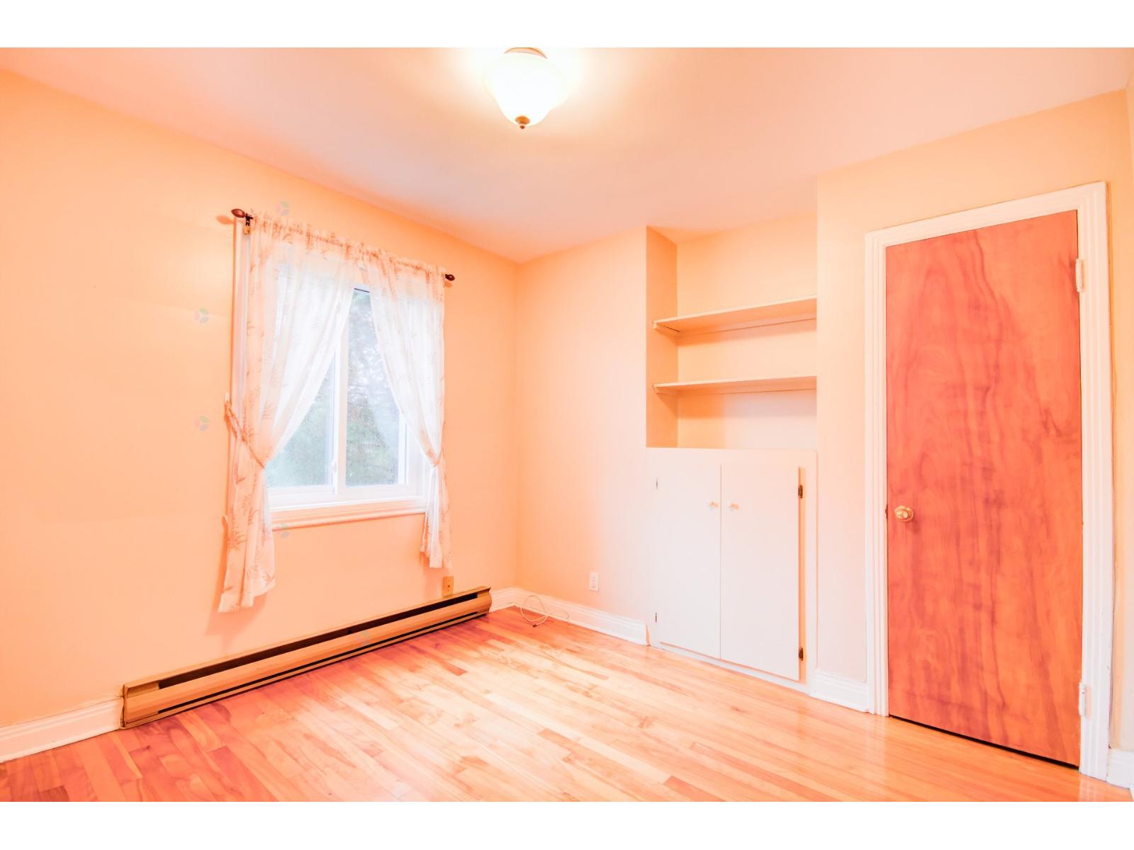 6645 20e Avenue Property Photo 19