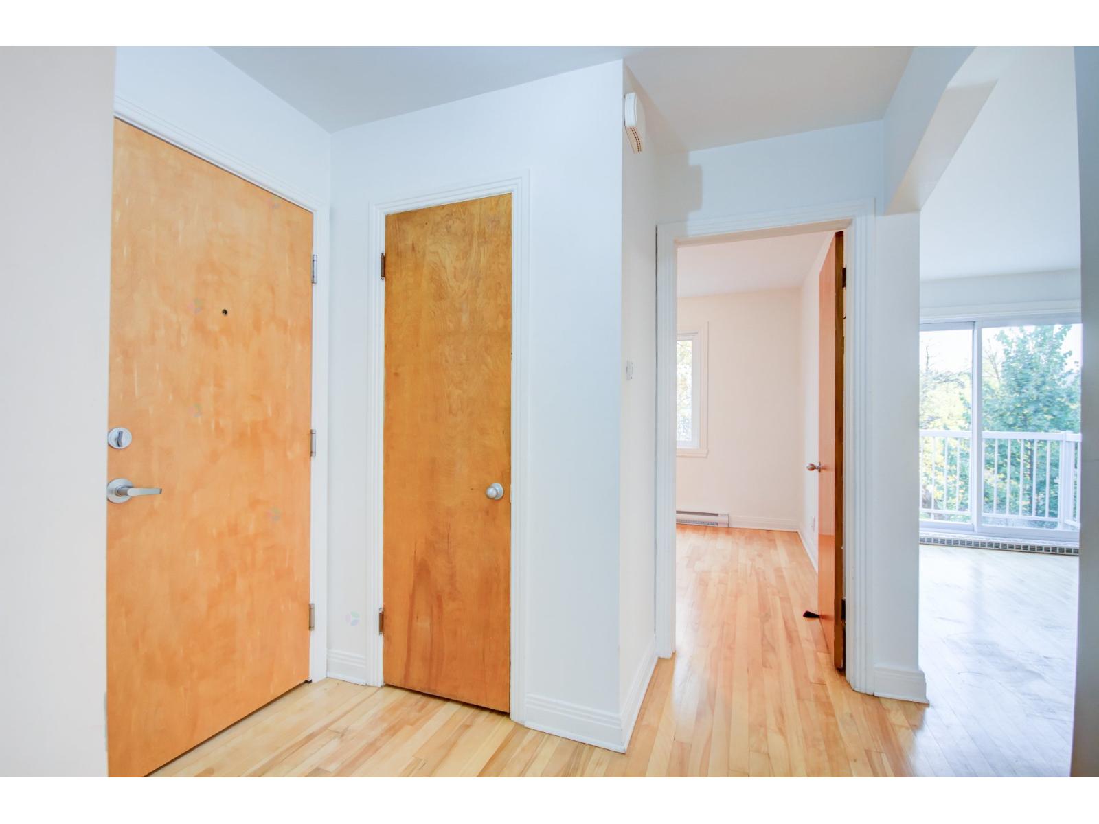 6645 20e Avenue Property Photo 24