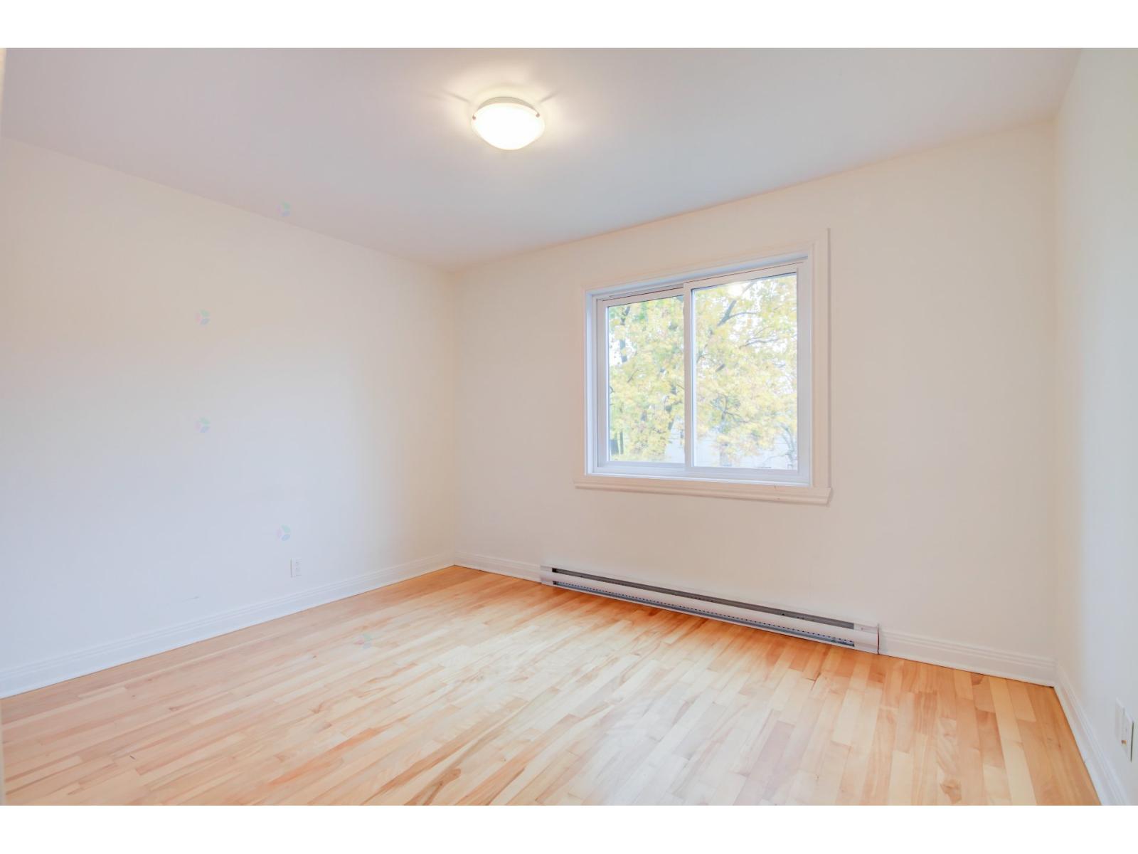 6645 20e Avenue Property Photo 25