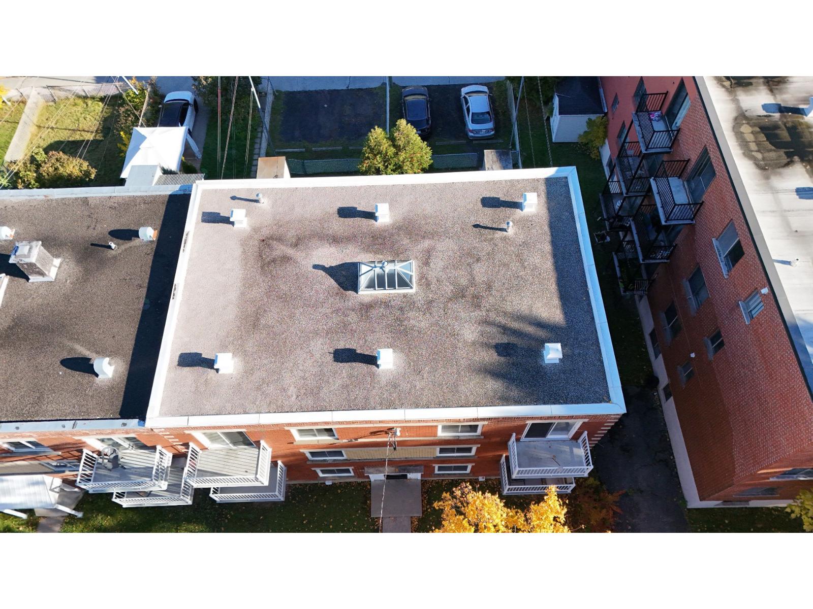 6645 20e Avenue Property Photo 38