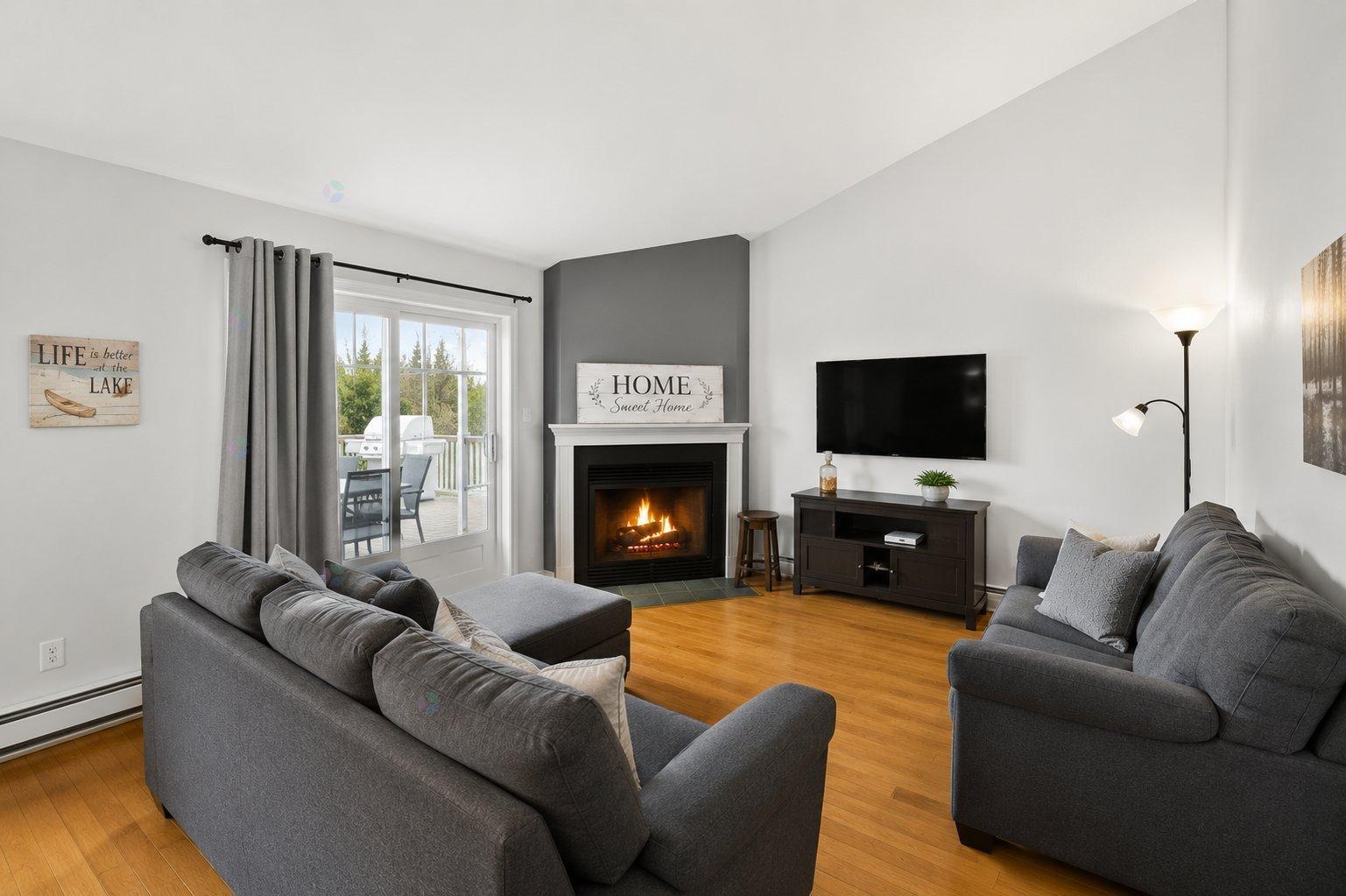 592 Ch. De Notre-dame-de-la-merci Property Photo 6