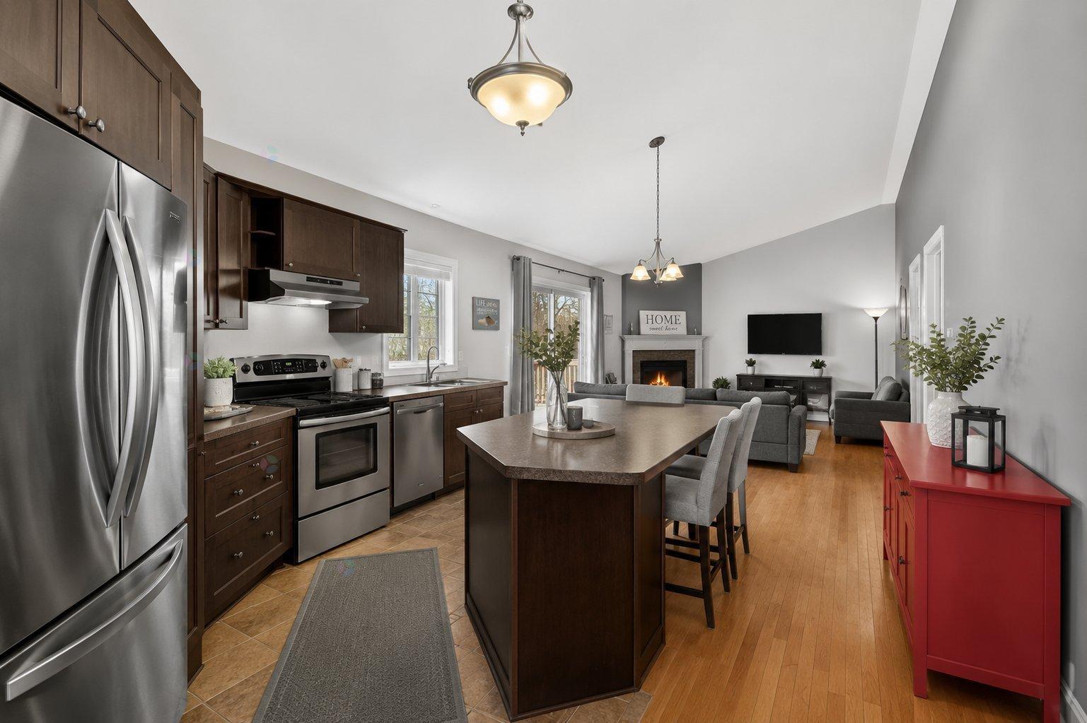 592 Ch. De Notre-dame-de-la-merci Property Photo 8