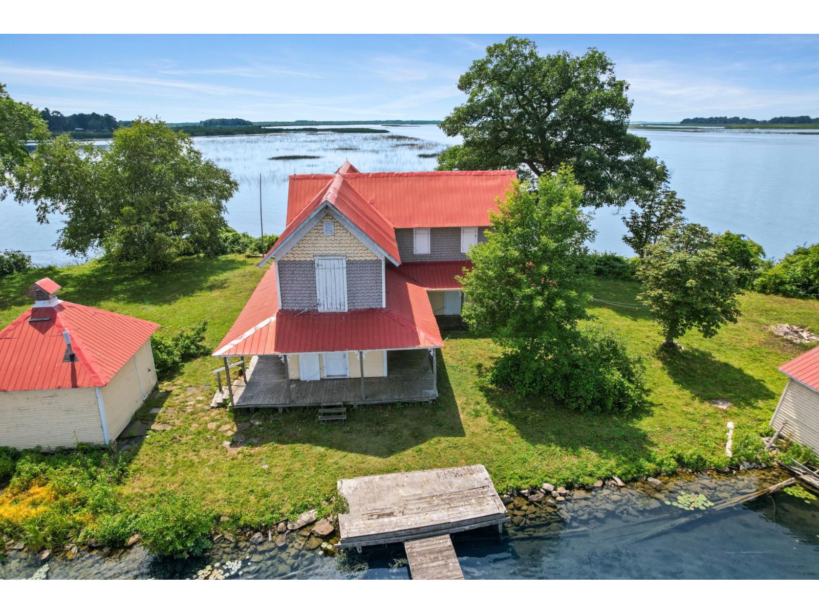200 Île Fraser Property Photo 34