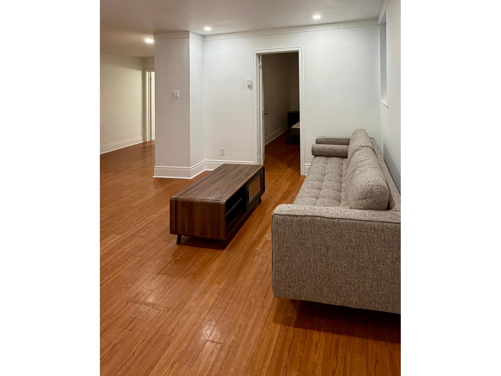2290 Av. Girouard, #19 Property Photo 8