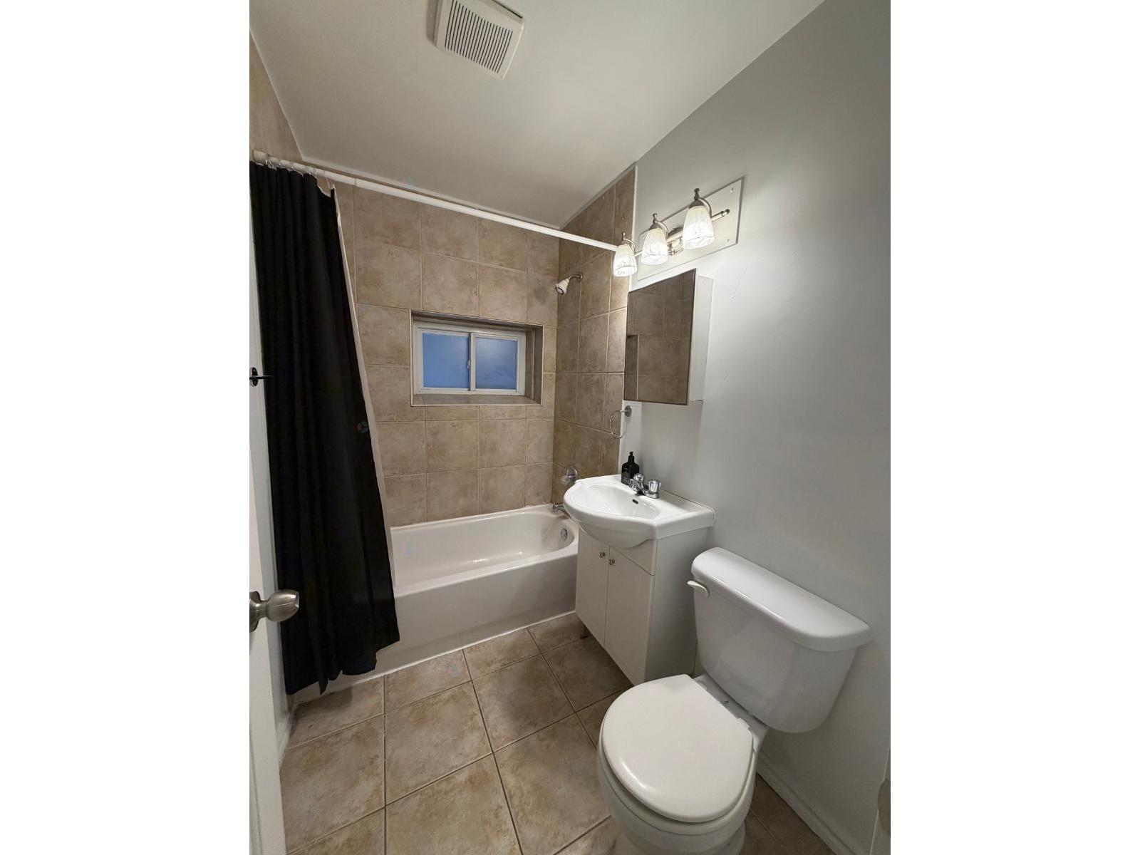 2290 Av. Girouard, #19 Property Photo 18