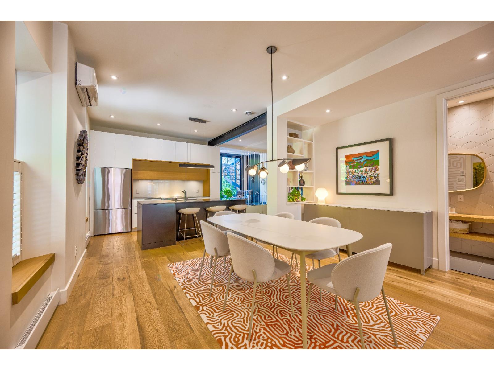 50 Rue Guilbault O. Property Photo 3