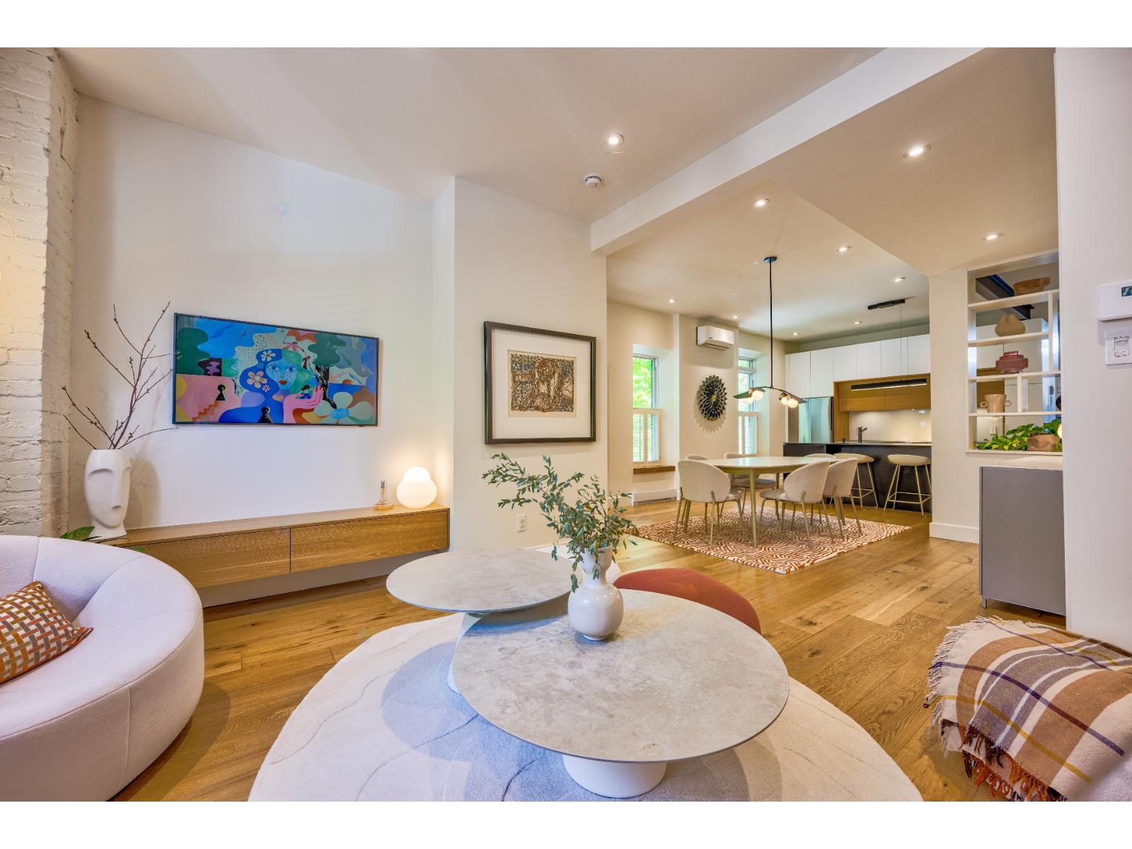 50 Rue Guilbault O. Property Photo 6
