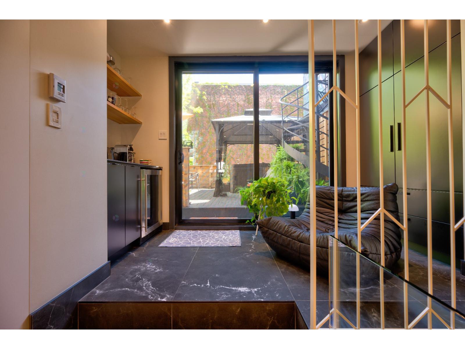 50 Rue Guilbault O. Property Photo 13